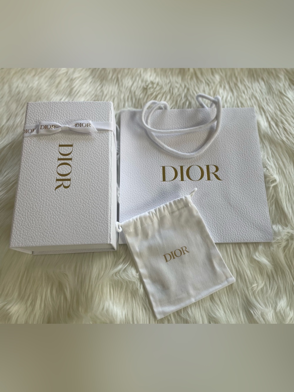 Dior White and Gold Gift Packaging Set